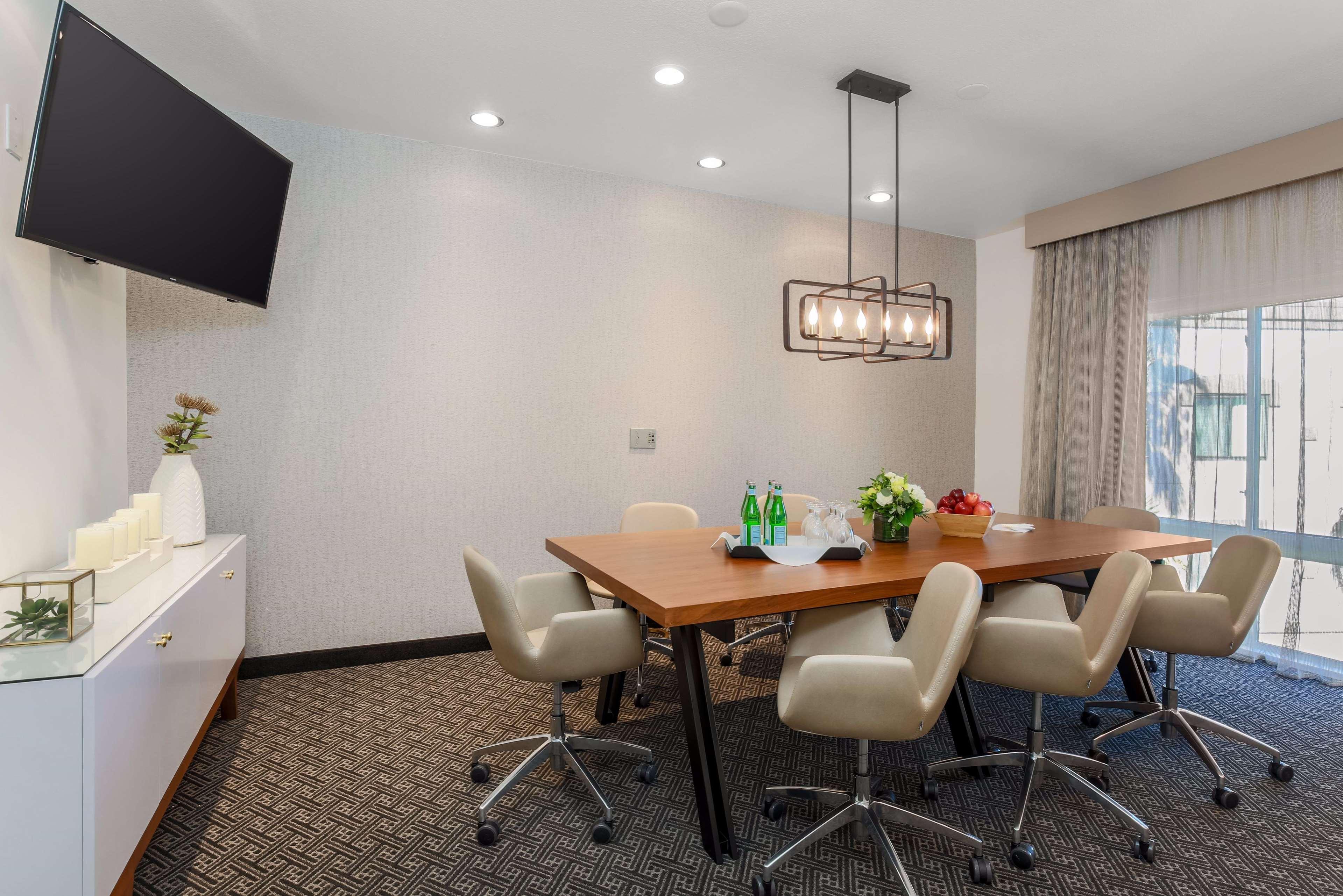 Doubletree Suites By Hilton Hotel Sacramento - Rancho Cordova Esterno foto