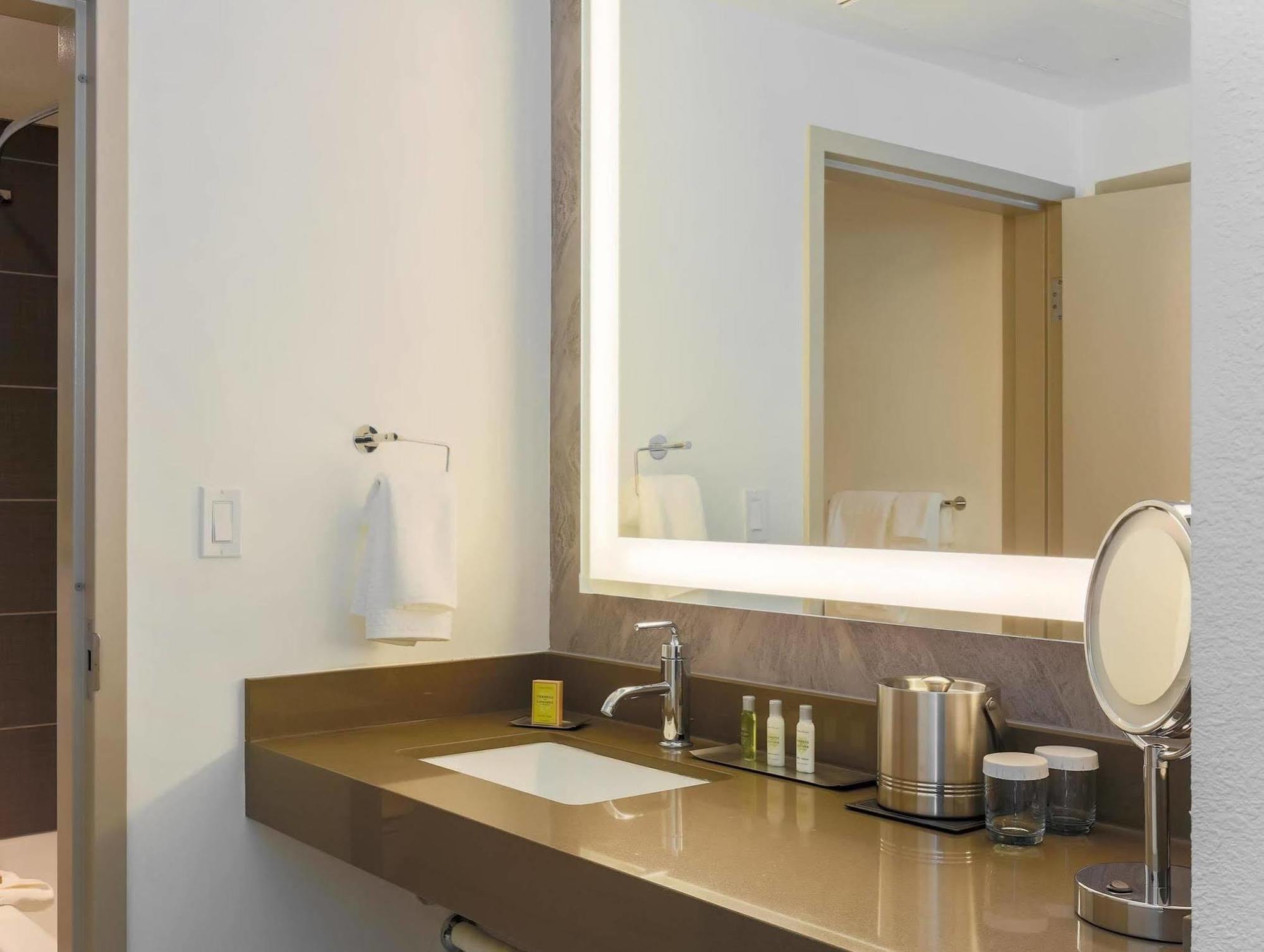 Doubletree Suites By Hilton Hotel Sacramento - Rancho Cordova Esterno foto